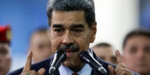 “Bolsonaro alegou fraude e foi o tribunal brasileiro que decidiu”, diz Maduro ao detonar sugestão de Lula sobre eleição na Venezuela; VEJA VÍDEO