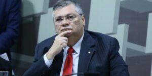 Lula, Lira e Pacheco são intimados por Dino a darem explicações sobre a continuidade do “orçamento secreto”