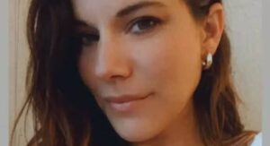 Vingança mal sucedida!!! Mulher é detida por ter relações com dois adolescentes em hotel após brigar com o marido