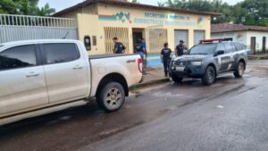 Polícia faz busca e apreensão na Prefeitura de Cândido Mendes e na casa de Facinho