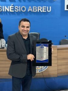 Josimar recebe título de cidadão de Estreito, em reconhecimento ao trabalho realizado pelo município