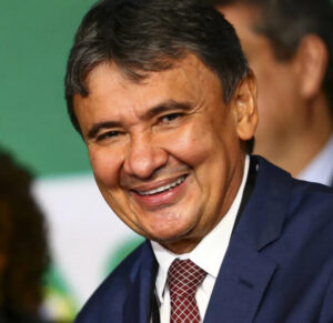 Ministro Wellington Dias assina, nesta quinta-feira (16), no bairro da Liberdade, acordo com a Defensoria Pública para fortalecer combate ao sub-registro