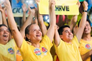 Cicin e Verbena Macedo promovem o maior arrastão do Residencial Neuton Coelho em Estreito