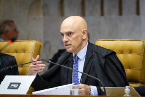 Ele pode tudo, até fake!!! Vaza Toga: Moraes usou alegações falsas para censurar e se defender