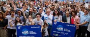 Estudantes da Grande Ilha recebem Cartão Transporte Universitário
