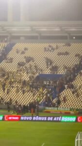 VÍDEO! Torcida do Sampaio protesta após mais uma derrota no Castelão