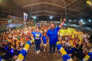 Paulo Victor mostra força em ato de filiação ao PSDB