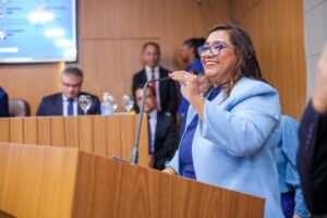 Professora Eva Alves toma posse como vereadora de São Luís