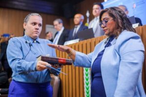 Ex-gestora da URE, Professora Eva assume cadeira na Câmara de São Luís