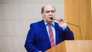 Vereador denúncia subprefeito de São Luís que estaria usando obra pública para se promover