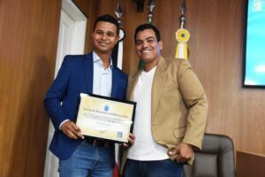 Câmara realiza sessão para entrega de título de Cidadã Ludovicense e comenda