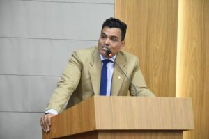 Vereador critica demora na conclusão de obras da Prefeitura de São Luís