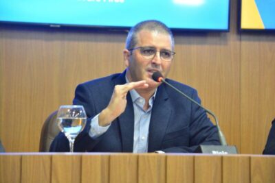 Secretário da Semosp comparece à Câmara de São Luís para prestar esclarecimentos sobre a pasta