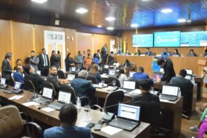 Câmara de SLZ convoca secretários de Braide a prestarem esclarecimentos em plenário