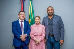 Aprovado projeto de Roberto Costa que concede título de Cidadão Maranhense ao secretário de Segurança, Maurício Ribeiro
