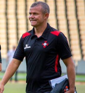 Técnico do Moto Club é preso antes de partida em Imperatriz