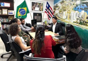 Wellington se reúne com professores aprovados em concursos da Uema