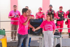 Ingrid Campos e Ribeiro Neto promovem mais uma ação do “Delas por Elas” no Anil