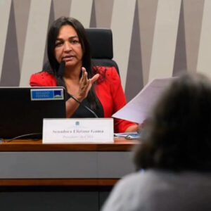 PL de Eliziane Gama que cria o Dia Nacional de Defesa da Democracia segue para Câmara