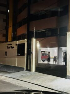 Polícia já identificou três dos motoboys que atacaram condomínio em SLZ