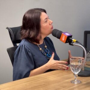 Flávia Alves defende responsabilidade ambiental durante campanha