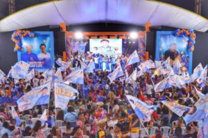 André Campos leva multidão à Casa Barrica ao lançar candidatura
