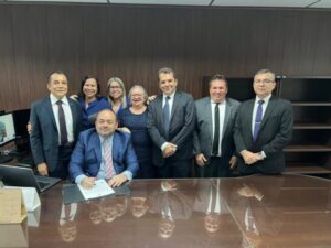 Hilton Gonçalo prestigia a posse do juiz federal Hilton Sávio Gonçalo como titular da 7ª vara do Juízado Especial