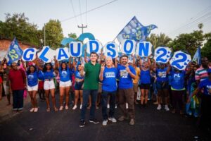 Icatu: Fernando Braide participa de caminhada e comício em apoio a Dr. Glaudson