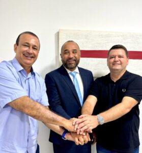 MAIS UM! Enoque Mota desiste da Famem para apoiar Roberto Costa