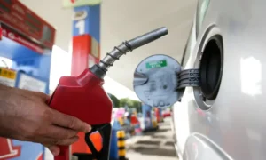 Prepara o bolso!!! Petrobras Anuncia Aumento De R$ 0,20 No Preço Da Gasolina; Gás De Cozinha Terá Aumento De R$ 3,10