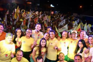 Cicin e Verbena Macedo realizam grande caminhada em Estreito