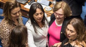 Eliziane cobra urgência no auxílio contra pandemia a estados e municípios