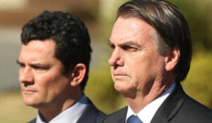 Bolsonaro quer usar Polícia Federal para intimidar porteiro do seu condomínio