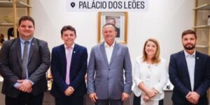 Governador Carlos Brandão recebe no Palácio dos Leões os Deputados Segundo e Marisol recém empossados.