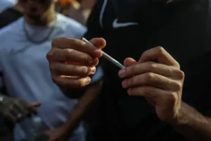 Deputado propõe PL que trata sobre multa por uso de drogas em espaços públicos no Maranhão