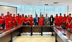 Deputado Wellington se reúne com bombeiros civis e discute melhorias para a categoria