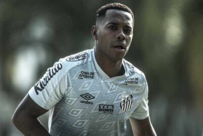 Urgente: Robinho é preso pela Polícia Federal em Santos