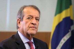 Alvo da PF, Valdemar é preso em flagrante por posse ilegal de arma de fogo