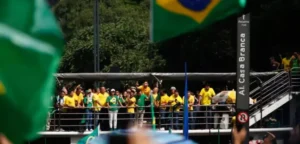 Para 47% Bolsonaro participou de trama golpista e para 50% seria justo prendê-lo, mostra pesquisa Quaest