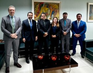 OAB-MA pede à PGJ presença de promotores em comarcas do MA; Procurador garante concurso