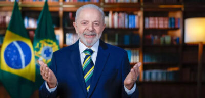 Médico de Lula afirma que presidente teve traumatismo craniano e levou cinco pontos na cabeça