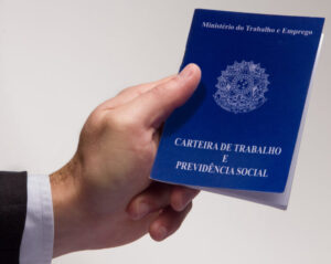 Doméstica, eletrotécnico e fiel de depósito para pessoa com deficiência; veja estas e outras vagas de emprego disponíveis no MA