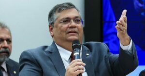 Escolha obrigatória de Flávio Dino deixa órfãos em Brasília e no Maranhão