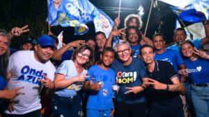 Milhares de pessoas vão às ruas em apoio à reeleição de Eudes Barros em Raposa