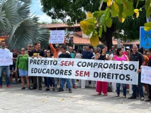 Wellington apoia manifestação pacífica de professores em Barreirinhas após prefeito descumprir acordo salarial
