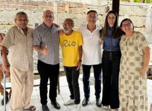 Em Duque Bacelar, Hildo Rocha participa de festas pelo dia do trabalhador