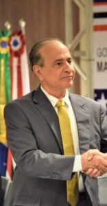 É fake news que Aparício Bandeira deu iPhone para assessores da Sinfra
