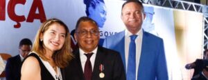 Iracema destaca importância dos profissionais da Segurança em ato de promoção e entrega de medalhas na PMMA; Aldenir Santana foi um dos condecorados