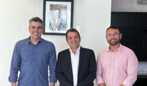 Hilton Gonçalo apresenta a Adriano Sarney projeto de uso do VLT ligando São Luís a Itapecuru-Mirim