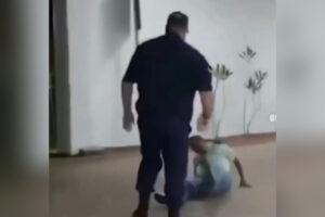 Paciente é expulso de atendimento emergencial por vigilante de hospital debaixo de tapas; confira